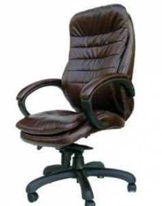 כורסת מנהלים: כשעיצוב, נוחות וסטטוס נפגשים במקום אחד