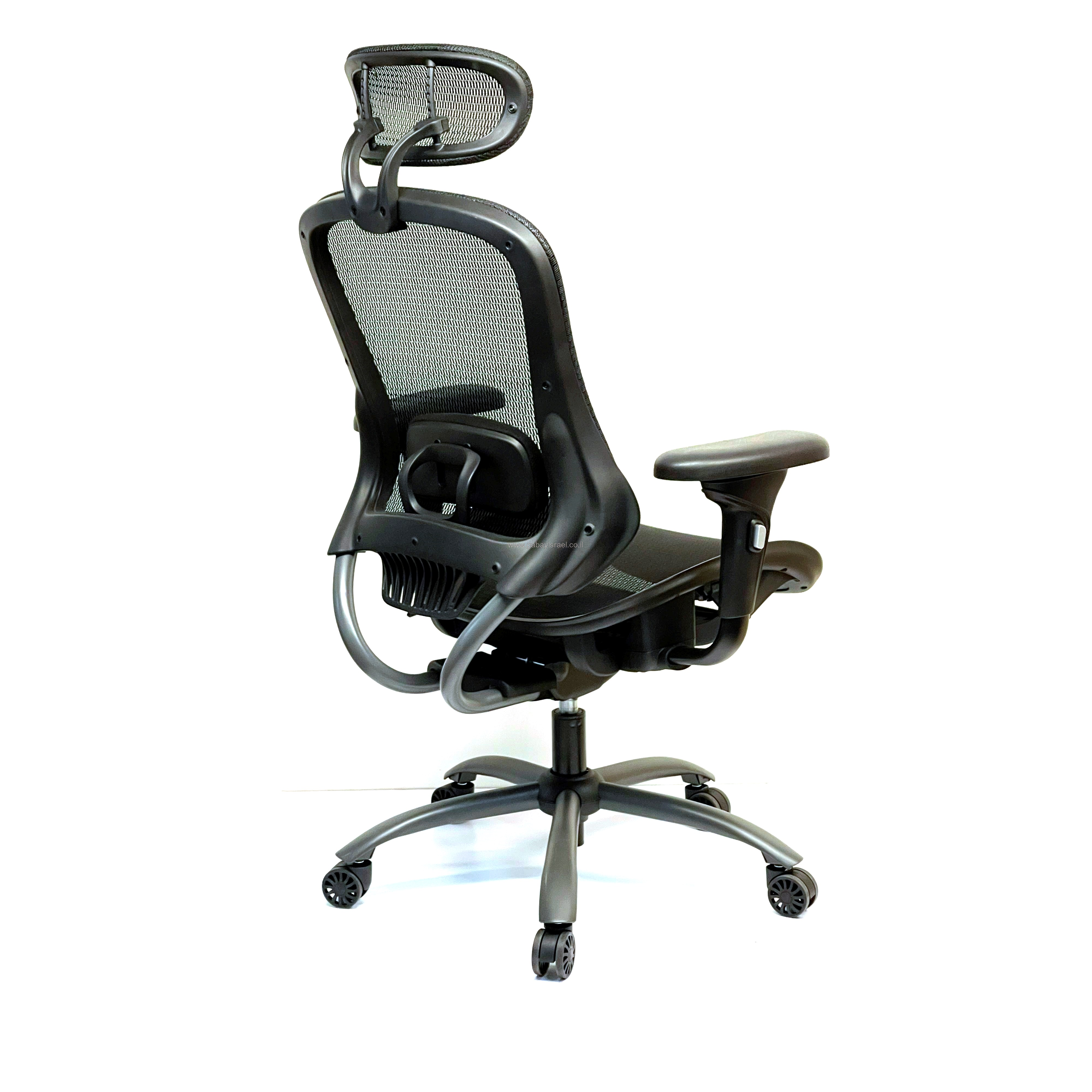 YUVAL – כורסת מנהלים רשת ארגונומית בעיצוב חדיש וייחודי בצבע שחור